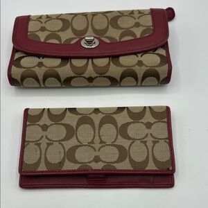 COACH PARK Signature WALLET Checkbook Red Leather Trim Turnlock